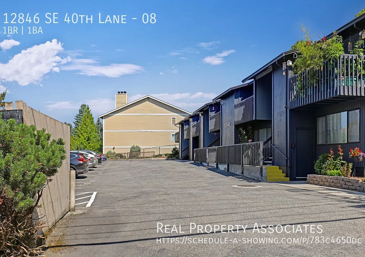 Apartment in Bellevue — Photo 2