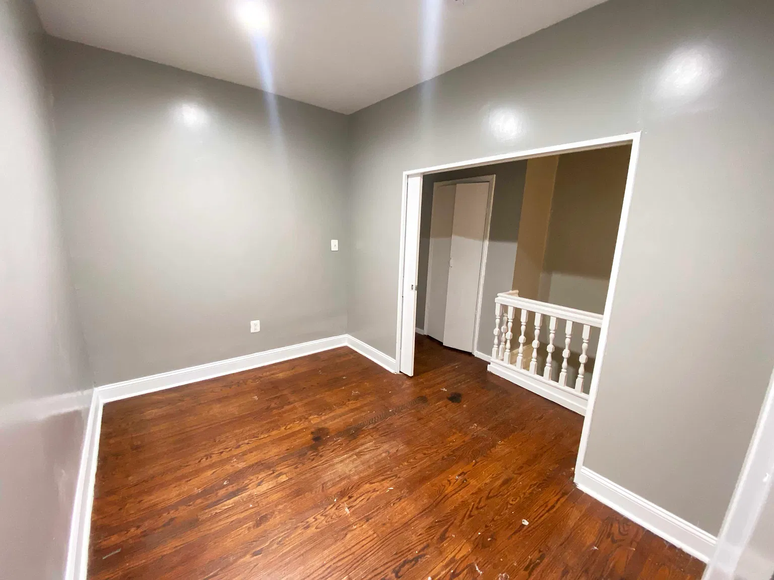1 bed, 1300 sqft, $925 — Photo 3