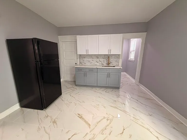 265 W Ivy St #1 — Photo 1