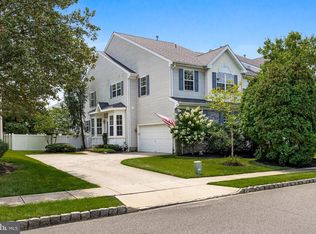 1 Glen Forest Rd, Mount Laurel, NJ 08054