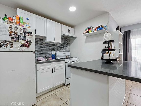 2nd image of 603 Hill St