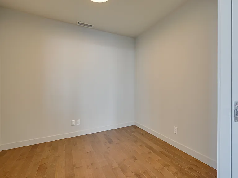 10360 102nd St NW — Photo 110