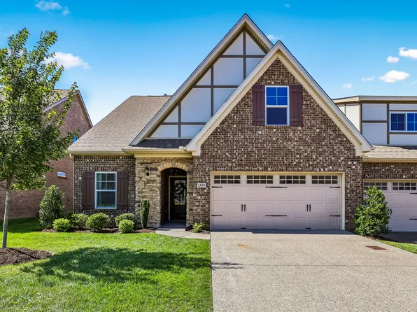 1559 Cedarbrooke Ln, Lebanon, TN 37090