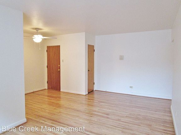 5th image of 670 N Pearl St APT 5