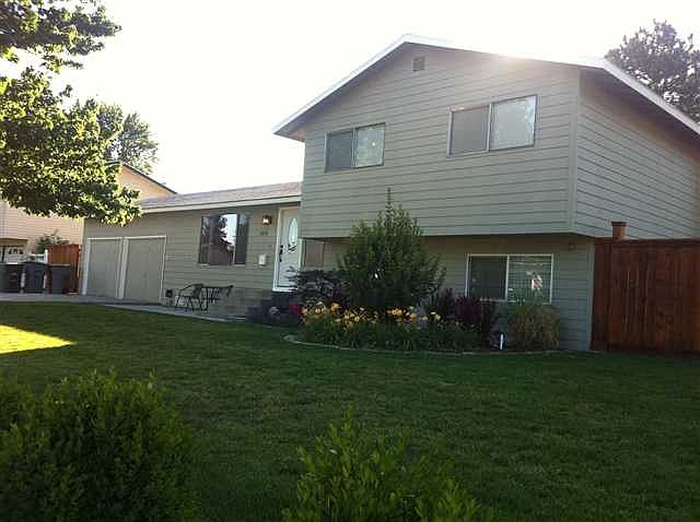 1st image of 1833 Alder Ave