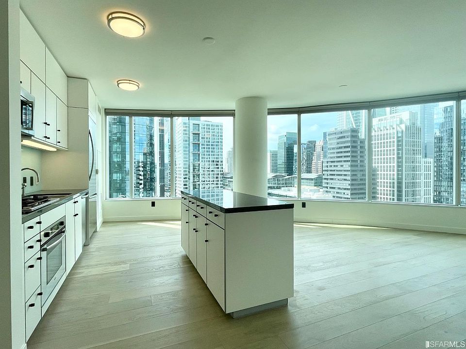 1st image of 301 Main St #21H