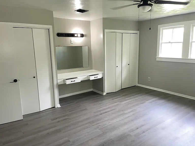 1313 Parkview Dr — Photo 10