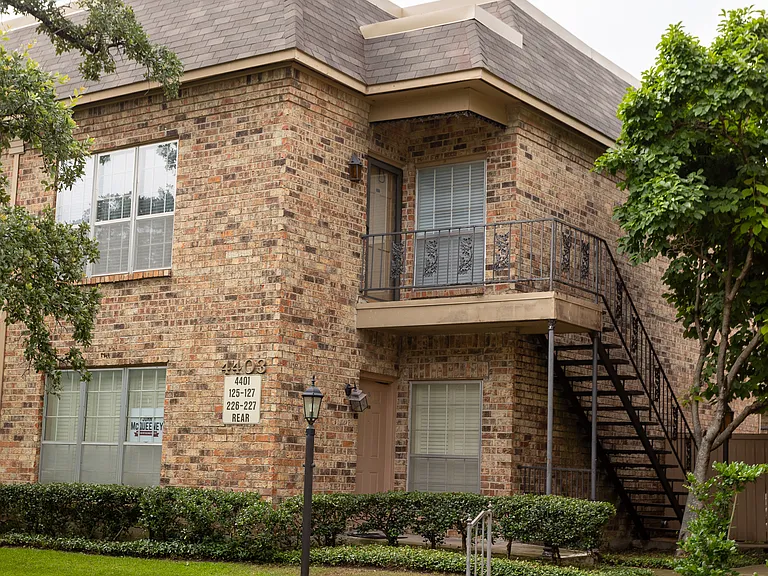 4403 Bellaire Dr S #222 — Photo 36