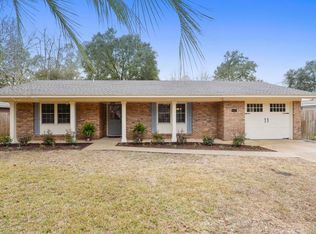 9121 Barnacle Blvd, Ocean Springs, MS 39564
