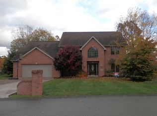 2513 Lindale Ct, North Huntingdon, PA