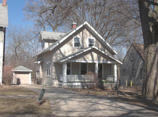 409 Hughes St, Marshalltown, IA 50158