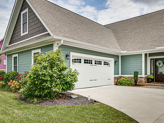 2nd image of 234 Galway Ct