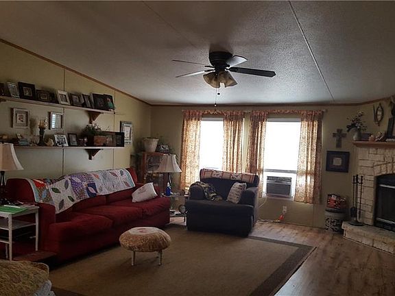 4th image of 185 County Road 4769
