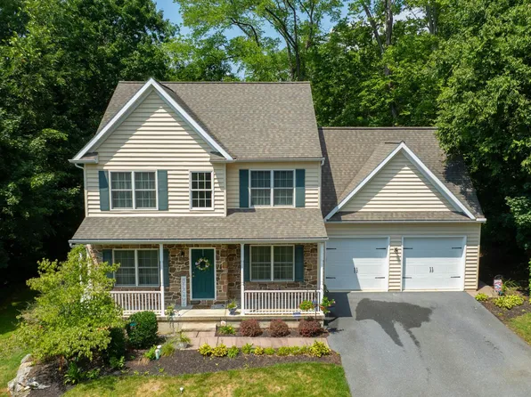 4 Aspen Ct, Lancaster, PA 17603