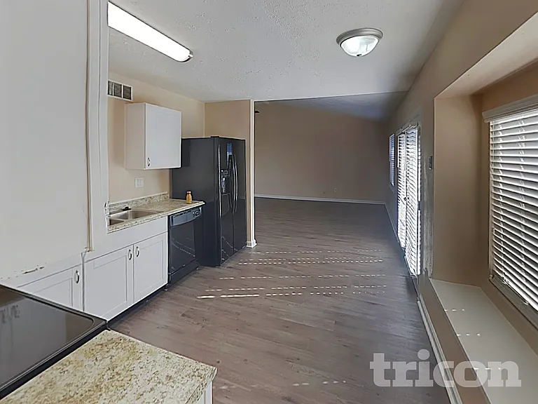17503 Nordway Dr — Photo 6