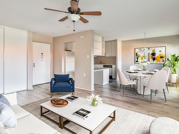 3rd image of 801 Pinetree Cir APT 14
