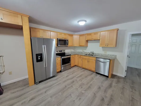 2352 Mendon, 2352 Mendon Rd Unit 7, Cumberland, RI 02864