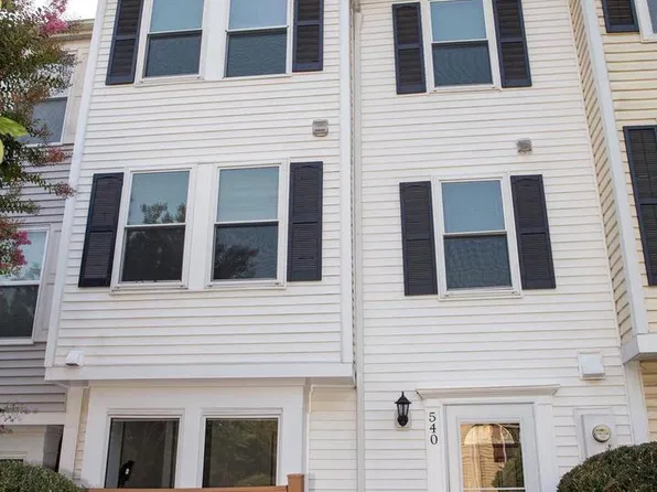 540 Palmtree Dr, Gaithersburg, MD 20878
