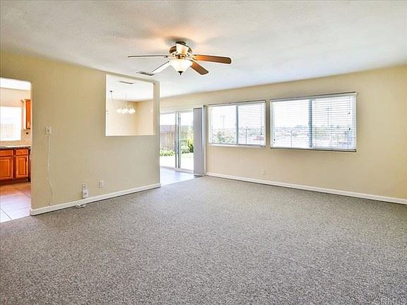 5th image of 423 Garey Dr