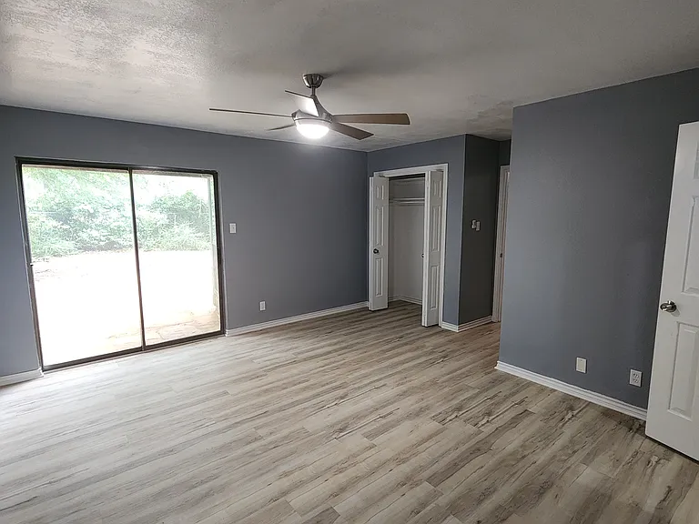 1913 Willowcrest Loop — Photo 6