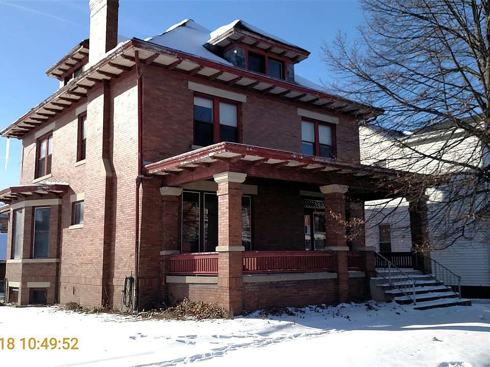 1st image of 520 4th St