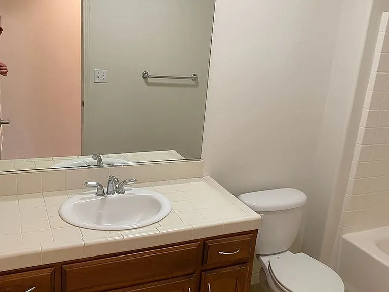2434 N El Cajon St — Photo 13