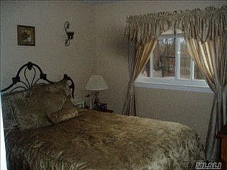 1st image of 64 Skylark Dr