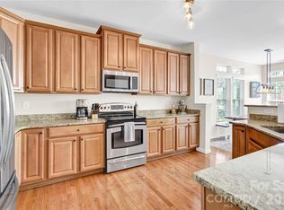 18503 The Commons Blvd, Cornelius, NC 28031