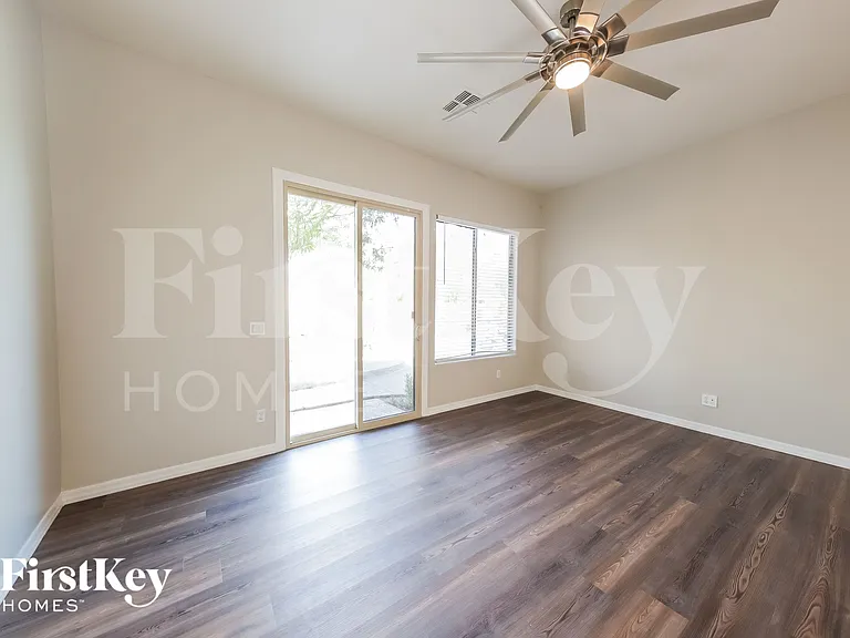 26735 N 65th Dr — Photo 8