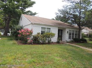 658A Pulham Ct, Manchester, NJ 08759