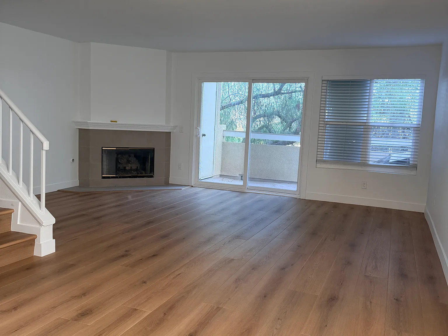 3721 Erringer Rd — Photo 2