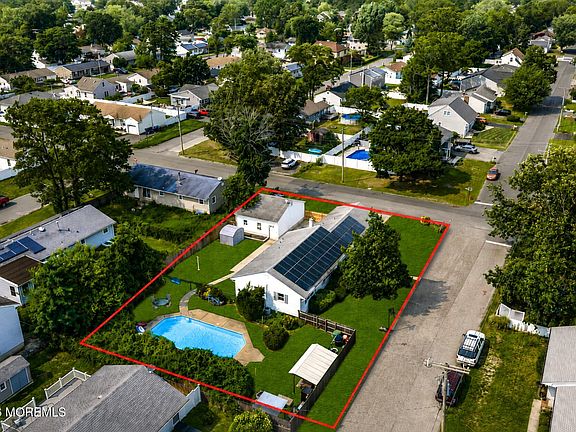 2nd image of 1108 Anchor Avenue