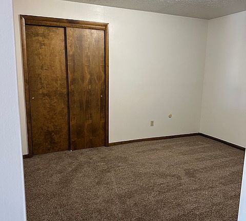 3rd image of 2828 Buffalo Rd