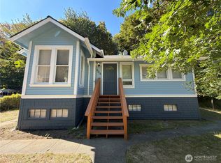 904 S Valley St, Port Angeles, WA 98362
