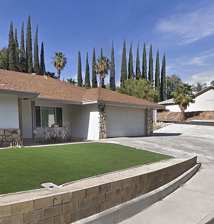 1st image of 25196 Kalmia St