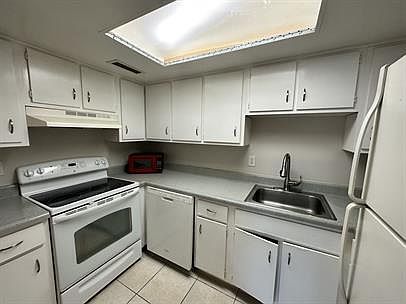 2nd image of 2422 Branch Way #1-200