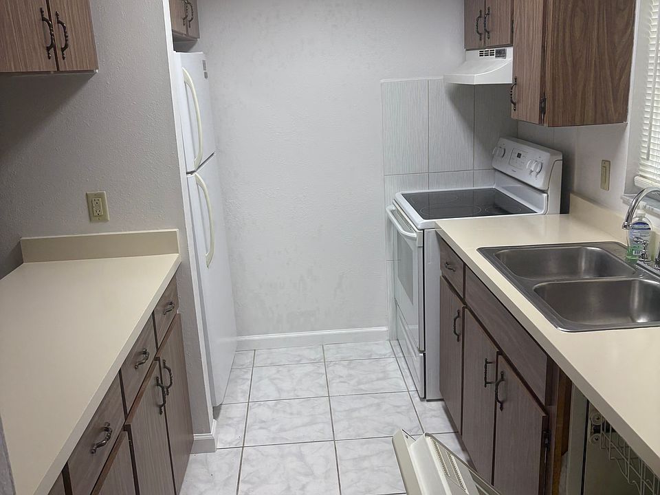 1st image of 5113 Granada Blvd #5113