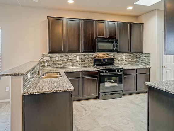 Kitchen - Harriet Paradise View