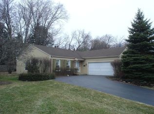 1330 Deer Run, Gurnee, IL 60031