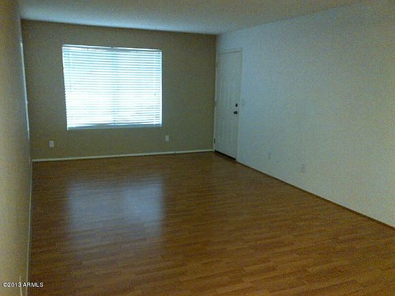 Living Room (dining to front door)