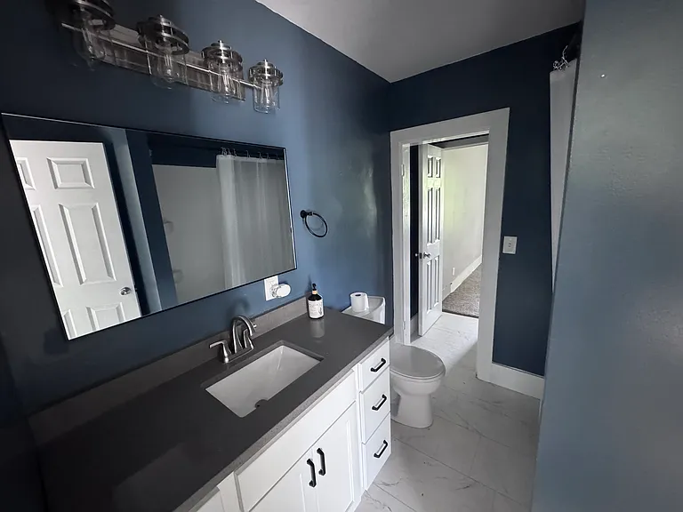 1345 Broadway Ave NW — Photo 1