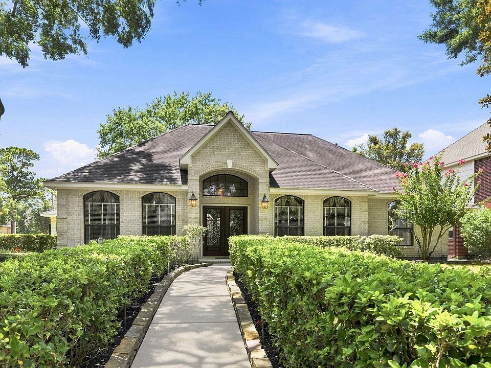 1st image of 18903 Big Cypress Dr