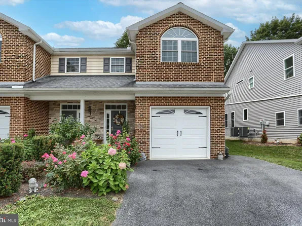 1910 Edington Pl, Lancaster, PA 17603