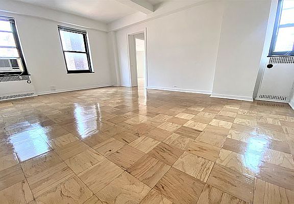 2nd image of 108 E 38th St #14001