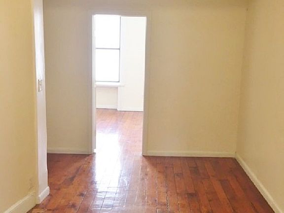 3rd image of 424 E 83rd St APT 3E