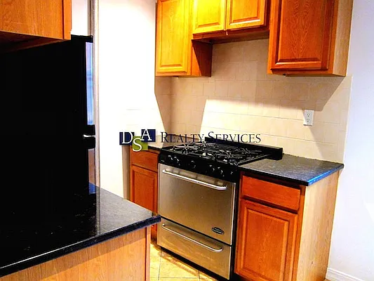 Rented by DSA Realty | media 24