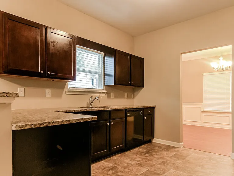 107 Crescent Woode Way — Photo 7