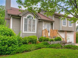 12416 S Mullen Cir, Olathe, KS 66062