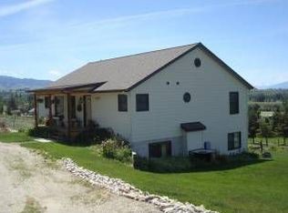 1083 Iron Cap Dr, Stevensville, MT 59870
