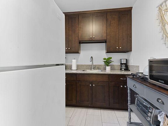 5th image of 5054 Cape May Ave #0